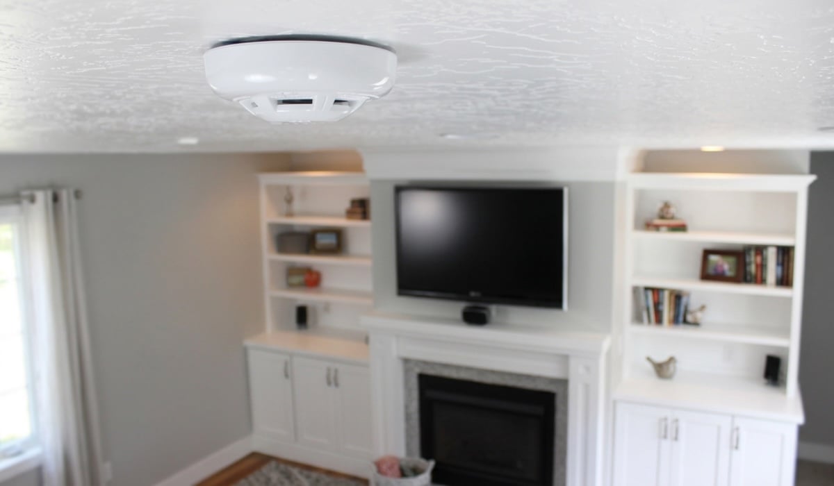 General Security_How To Test Smoke Detectors_Blog Photo_2