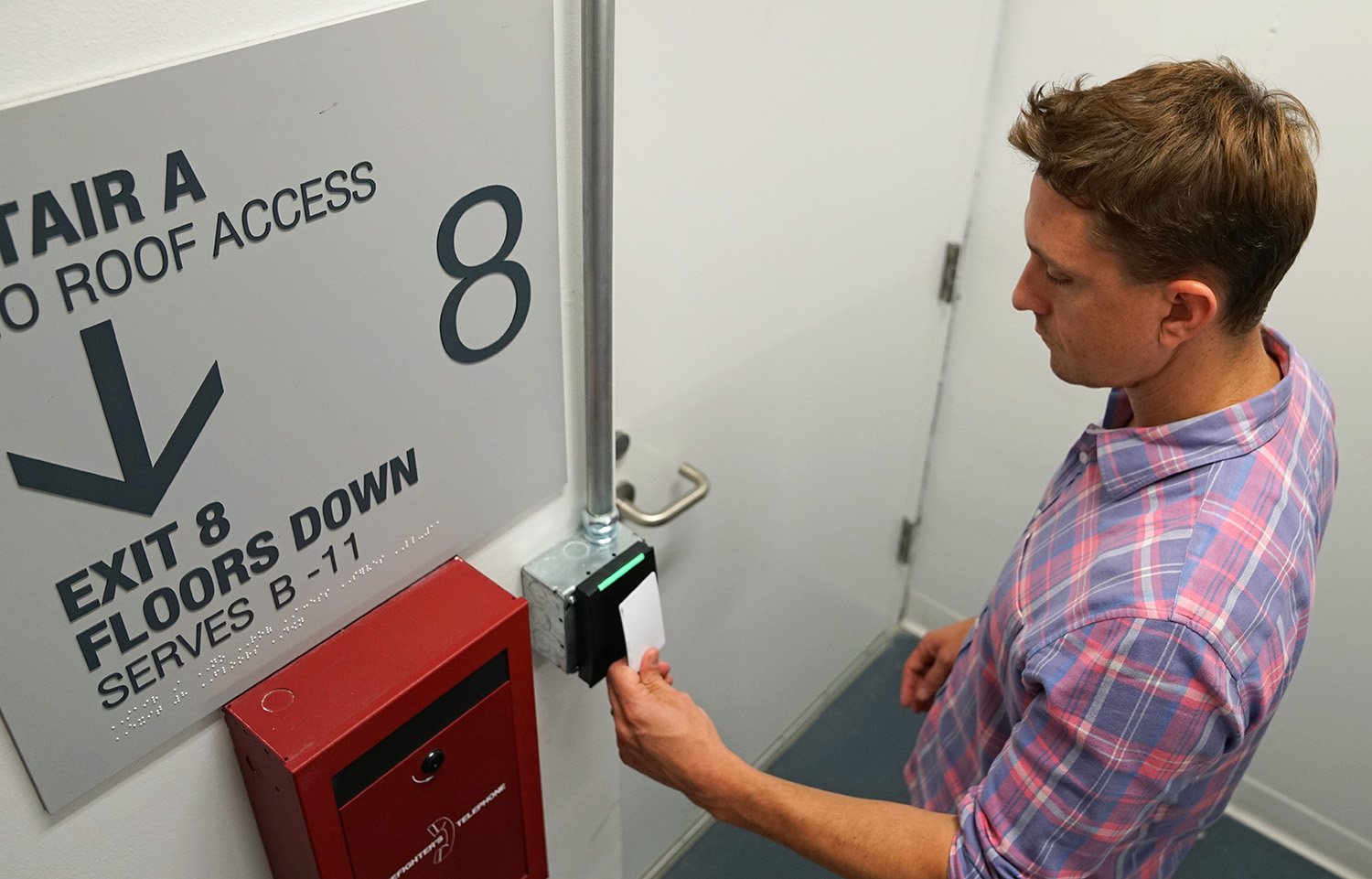 key-card-access-1 key-card-access-1